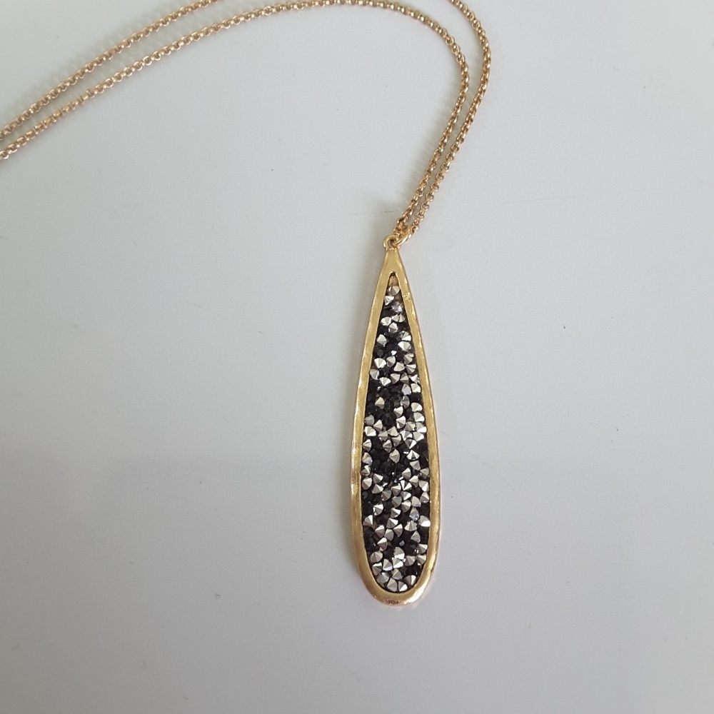 Hematite glitter stone long pendant necklace